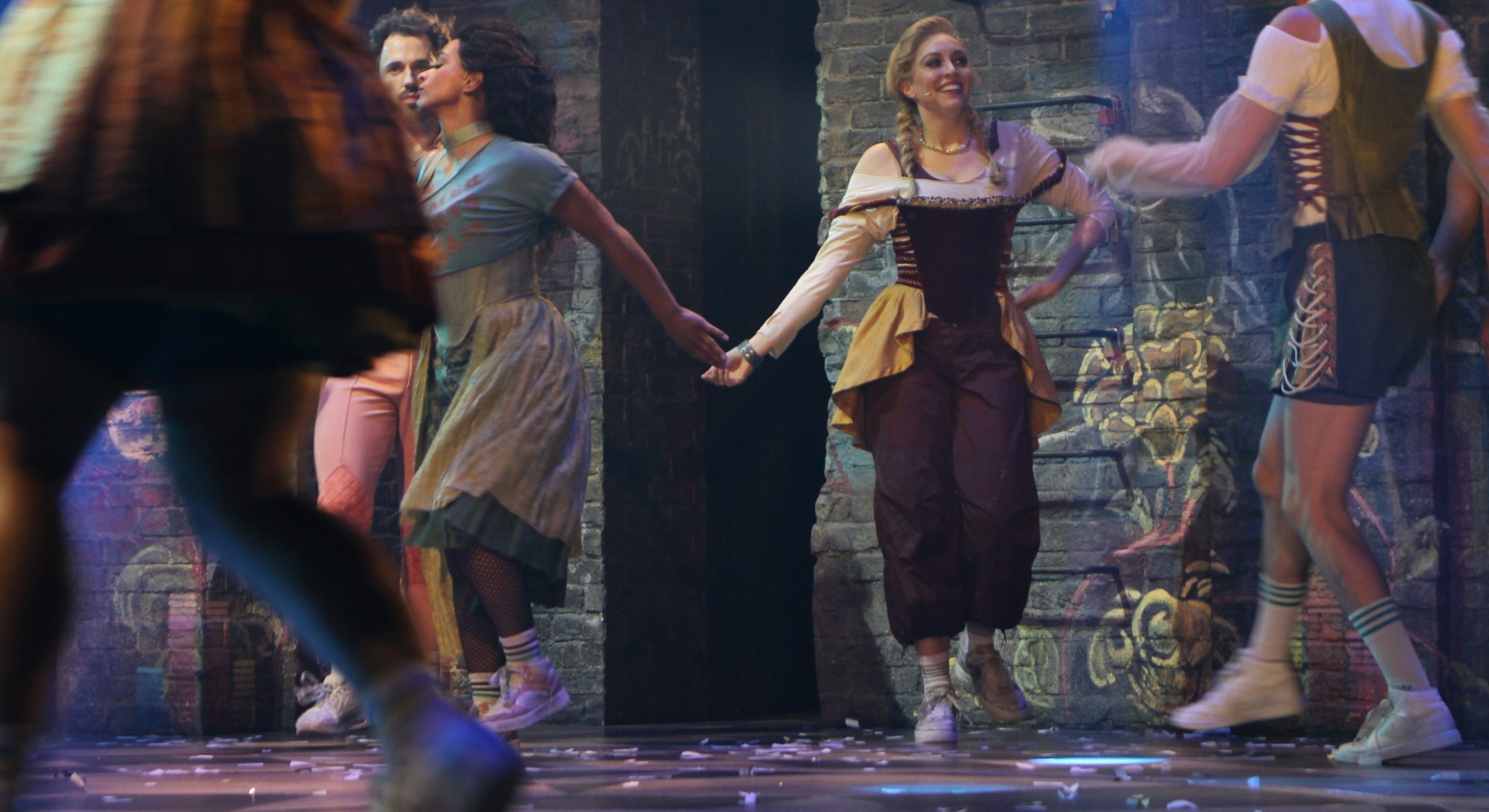 Actress Nicole Rushing: “Throw yourself into it and love it.”