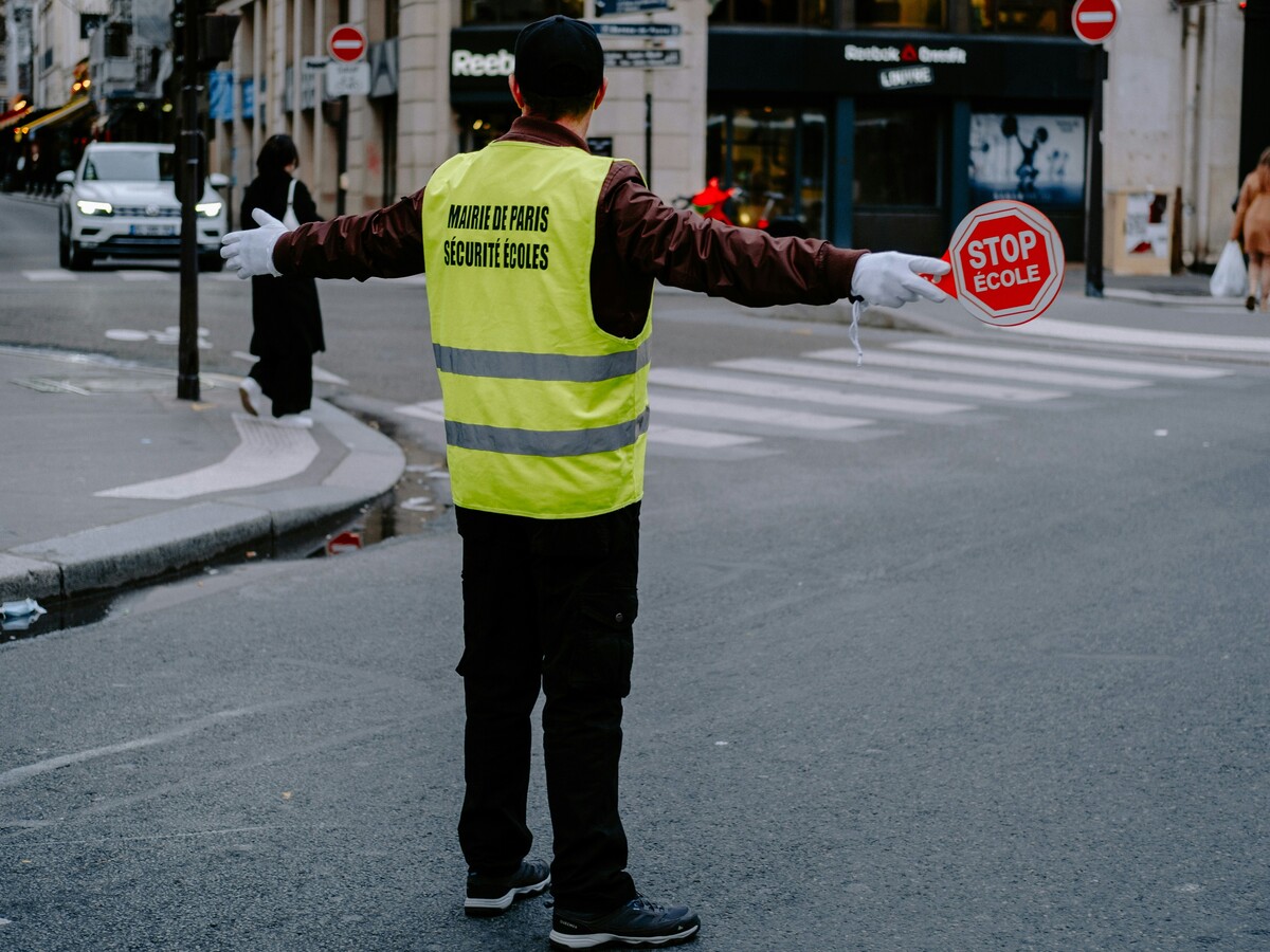Hoeveel gezag heeft een fluohesje?