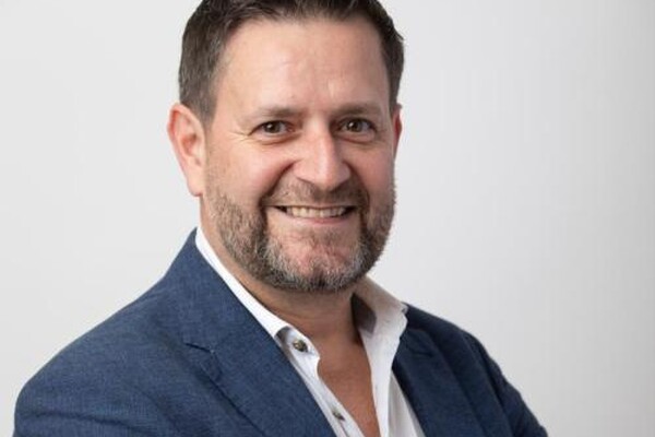 Na buurtprotest belooft schepen bewonersparking