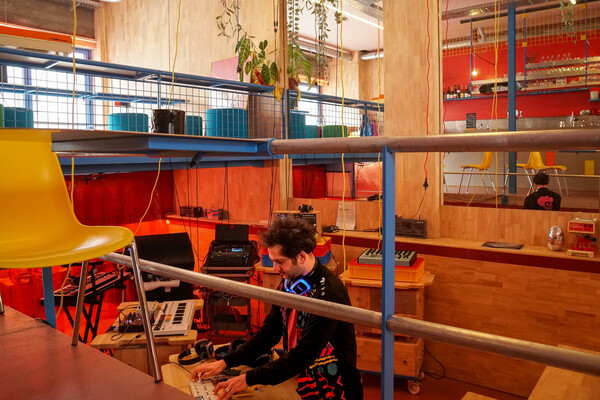 Roel opende Coffee & Synths: "Ik miste de community"