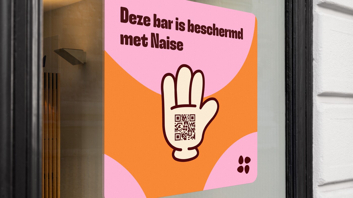 Mockups Naise 08