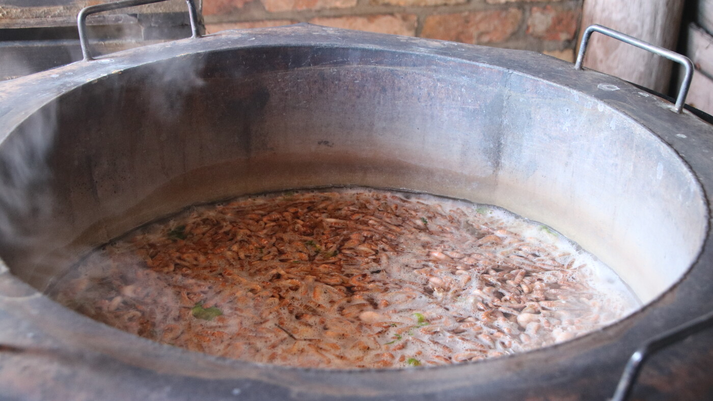 Shrimp cooked in boiling water.
