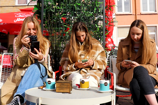 Overleven zonder smartphone, kan het nog?