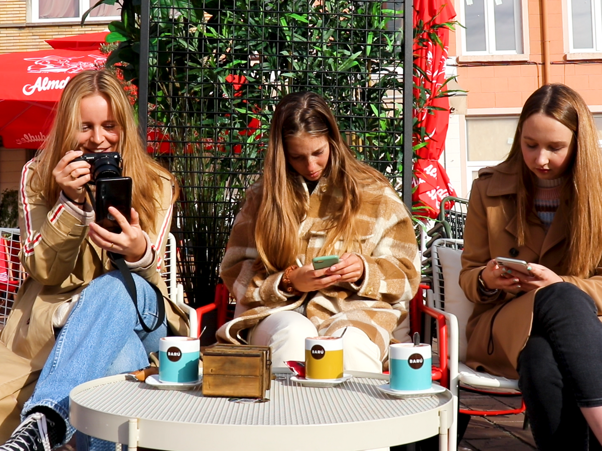 Overleven zonder smartphone, kan het nog?