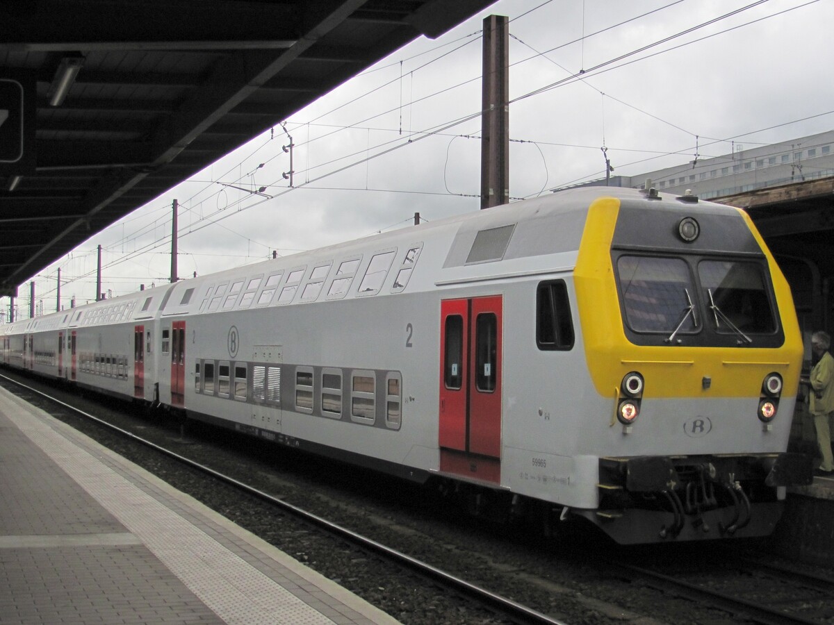 Waren de 1,4 miljoen euro aan treintickets voor asielzoekers echt “pleziertripjes”?