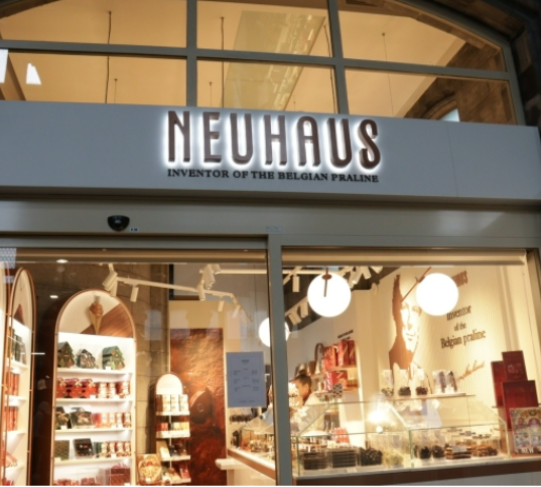 Neuhaus opent deuren in station Gent-Sint-Pieters
